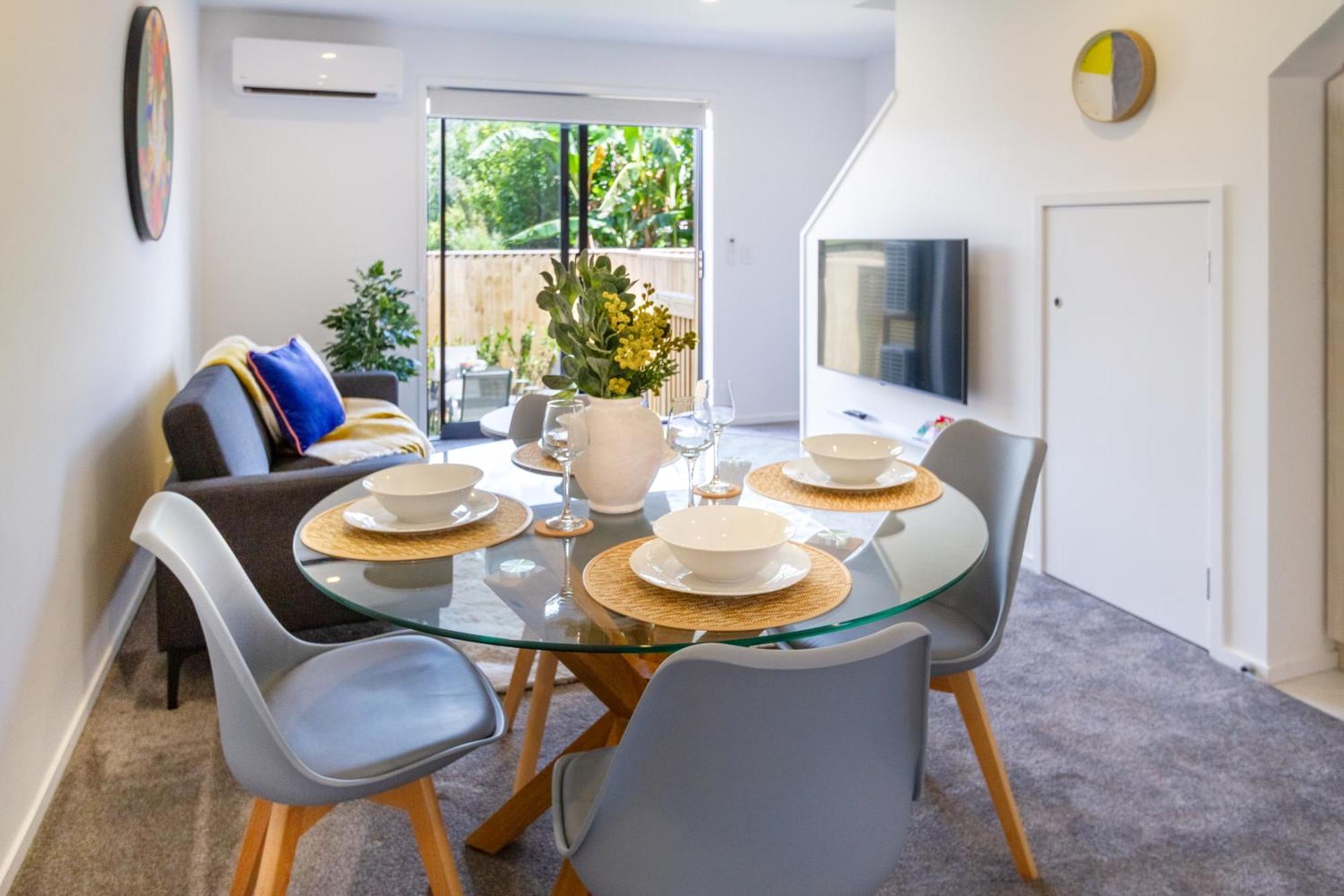شقة Conveniently Located 2Br Townhouse In West Akl أوكلاند المظهر الخارجي الصورة